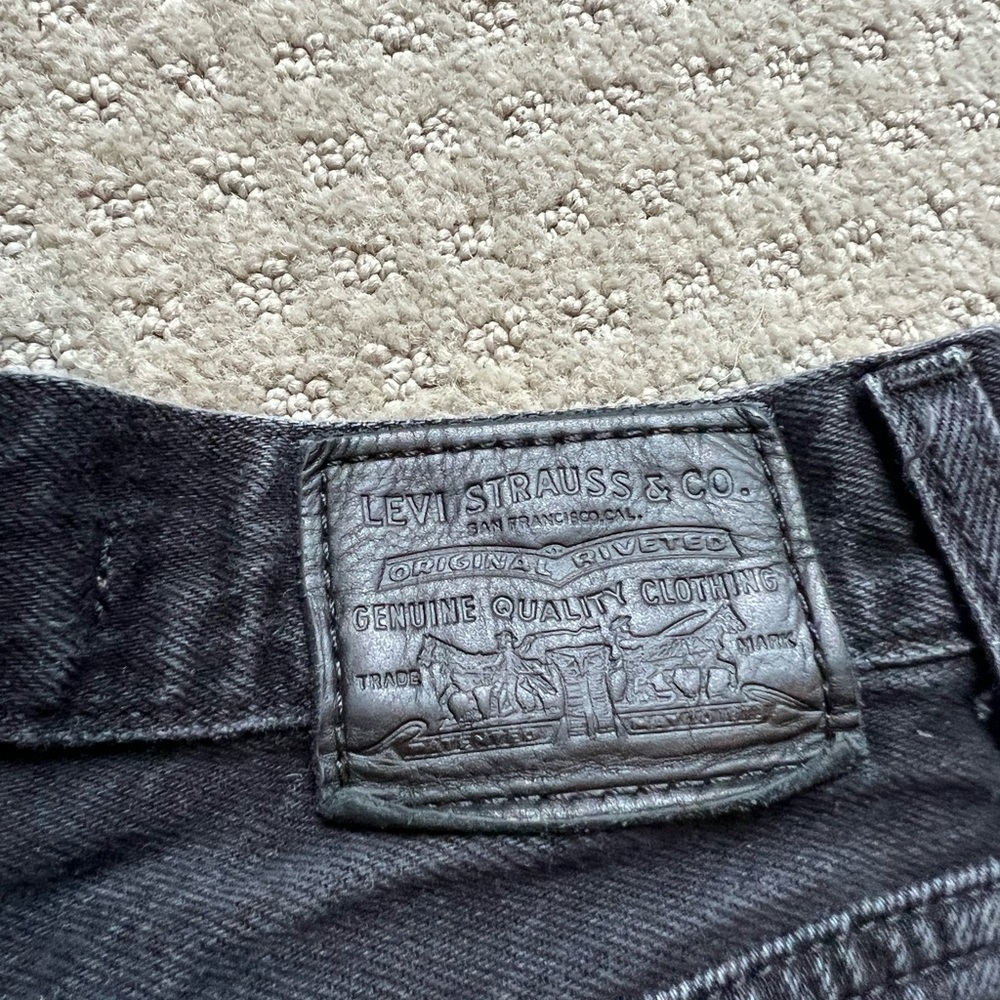 Levi’s black jeans - Picture 6 of 8